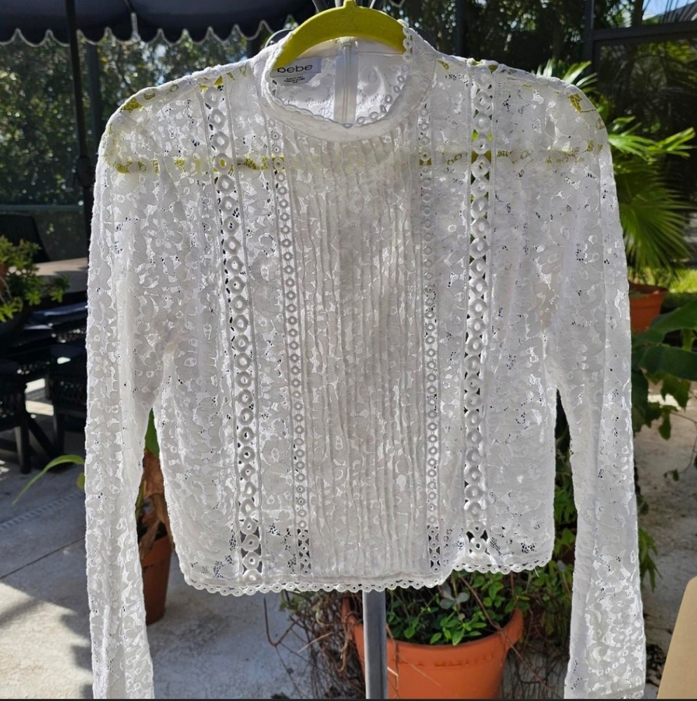 coobie White Lace Long Sleeve Top